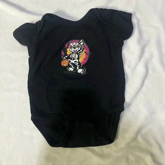 Buc-ees 18m Baby Toddler One Piece Halloween Doing Spooky Black Glow in Dark - Picture 1 of 3